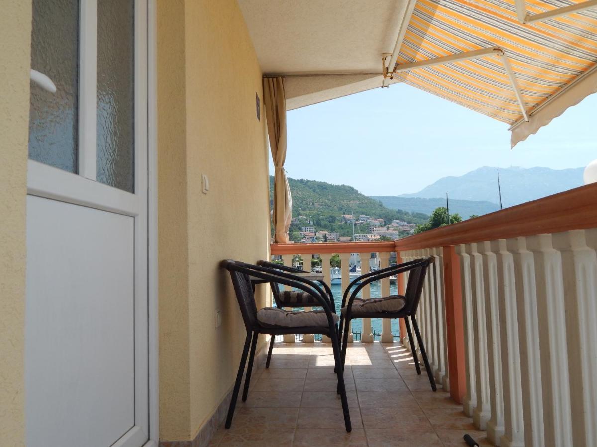 Apartmani Sindik Tivat Exterior photo