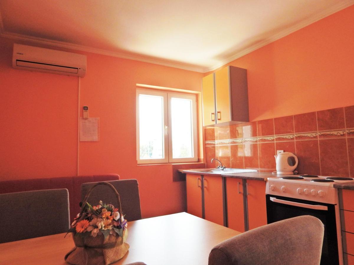 Apartmani Sindik Tivat Exterior photo