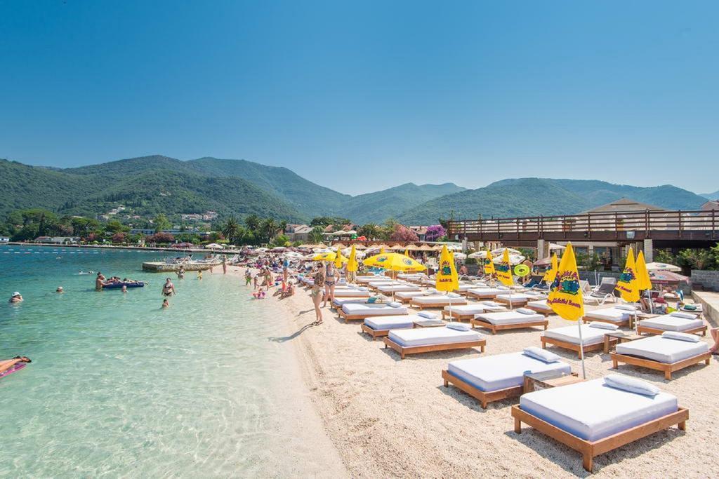 Apartmani Sindik Tivat Exterior photo
